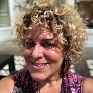 Meet your Posher, Cami roberts